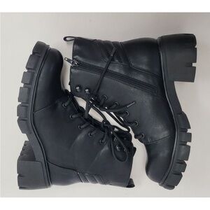 Mia Chassidy Black Combat Boots Faix Leather Size 8.5